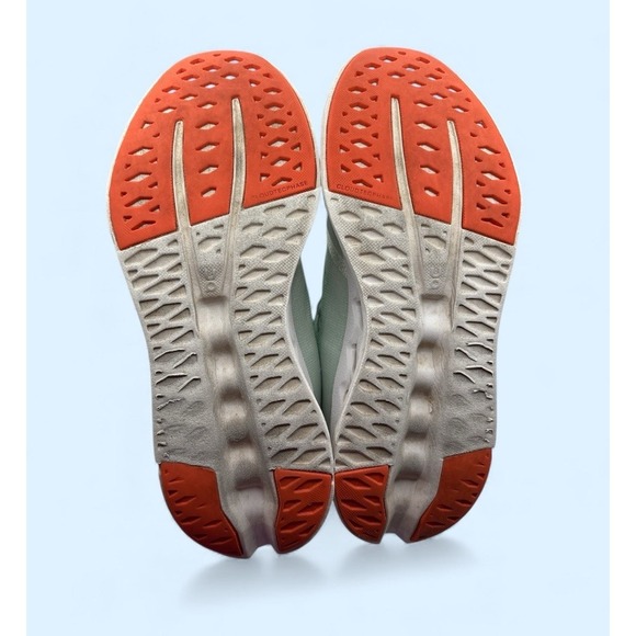 ON CLOUDSURFER 2 CREEK WOMAN SZ 8 ROAD RACE RUNNING SHOES - Picture 6 of 7